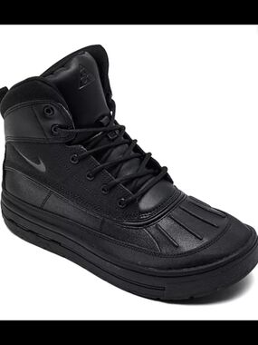 Nike Big Kid's Woodside 2 High Top Boots Size 6Y NWOT MSRP $110